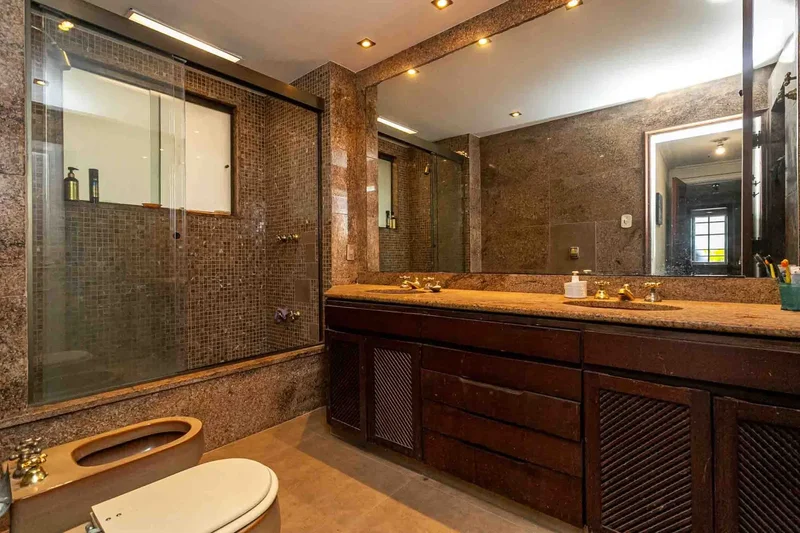 Apartment With Panoramic Ocean Views On Copacabana Beach