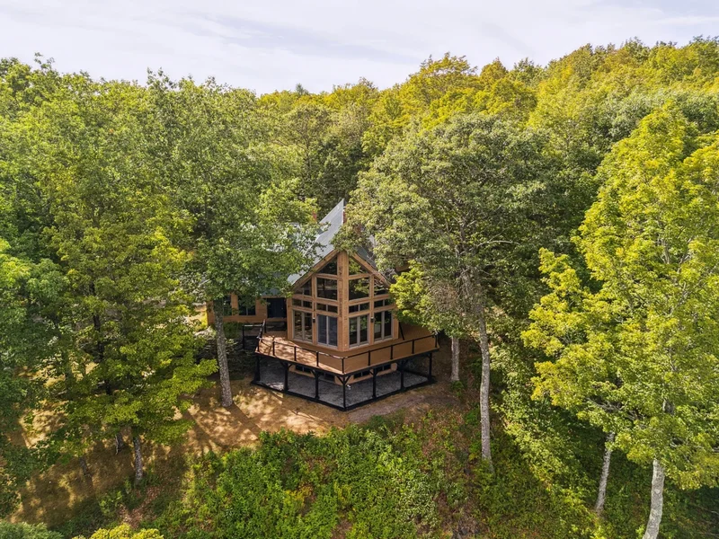 332 Cushing Road, Pomfret, VT 05053, Hartford, Vermont, United States. - Photo 52