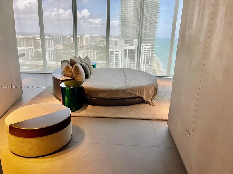 18555 Collins Ave, #3705, Sunny Isles Beach, FL, 33160, USA, Golden Beach, Florida, United States. - Photo 38