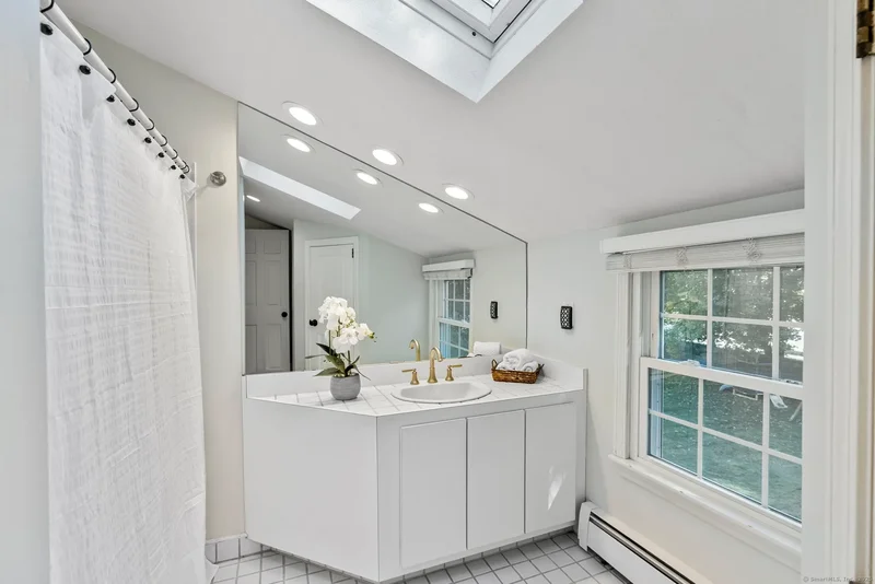 124 Ridgewood Road, Glastonbury, Connecticut, United States. - Photo 24