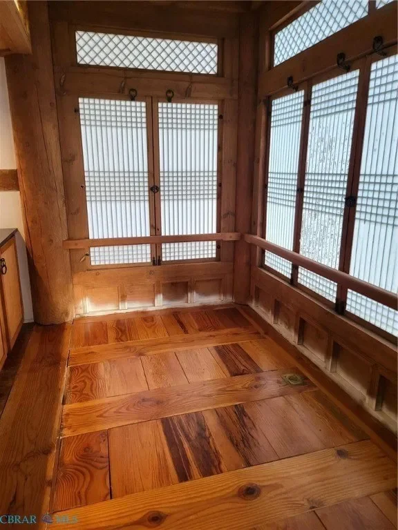 Gallery photo 8