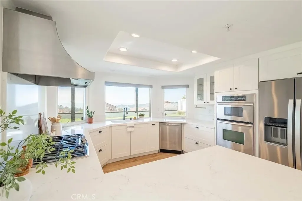 27 Burriana, San Clemente, California, United States. - Photo 17