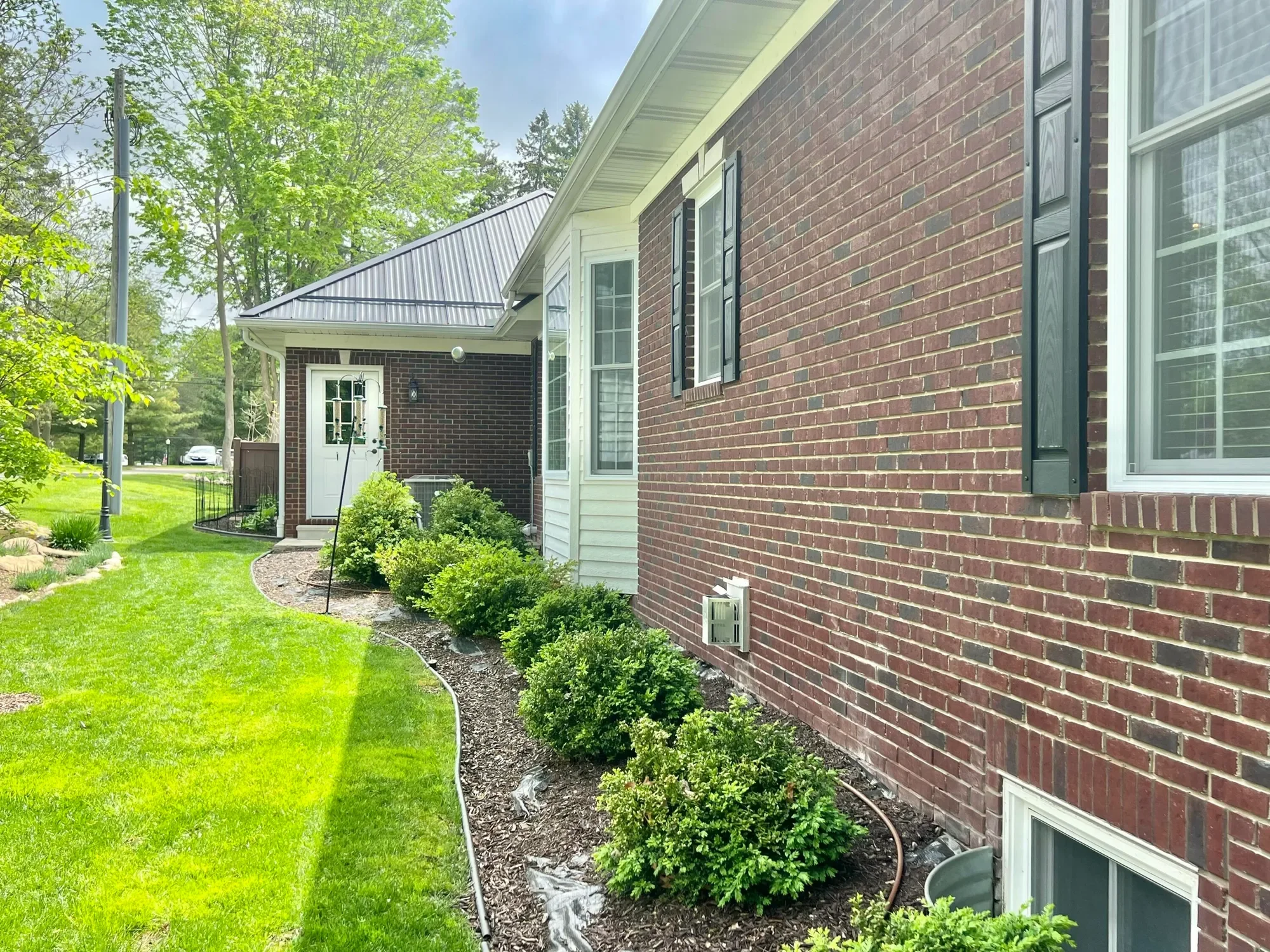 221 N Manning Street, Hillsdale, MI 49242, Hillsdale, Michigan, United States. - Photo 9