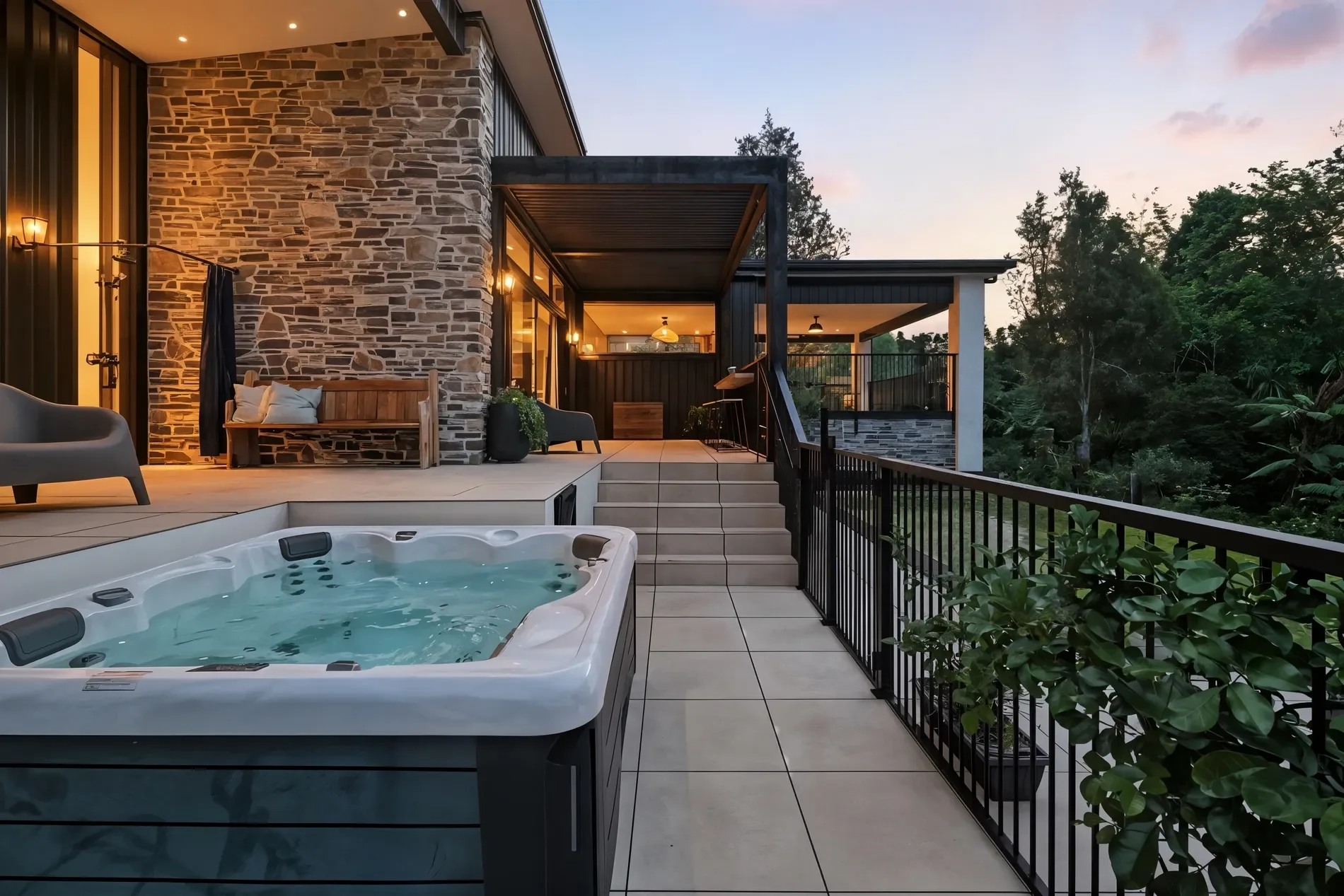 Exterior photo 7