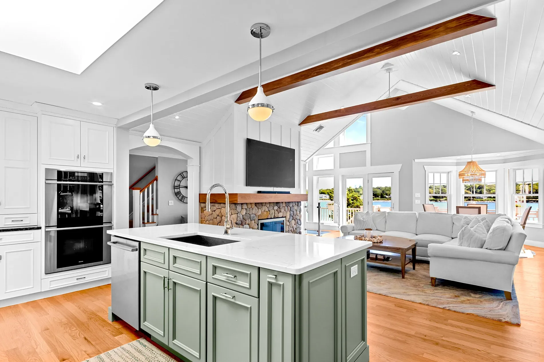 115 Beavertail Road, Jamestown, RI 02835, Jamestown, Rhode Island, United States. - Photo 12