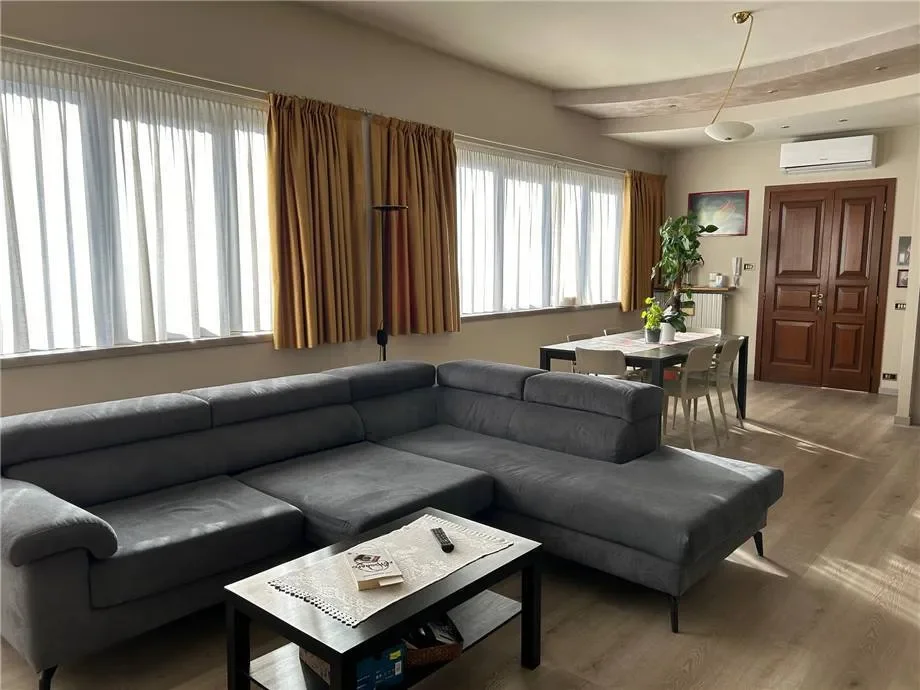 Gallery photo 11