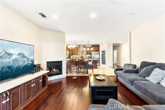 11523 Willins, Santa Fe Springs, CA 90670, Santa Fe Springs, California, United States. - Photo 3