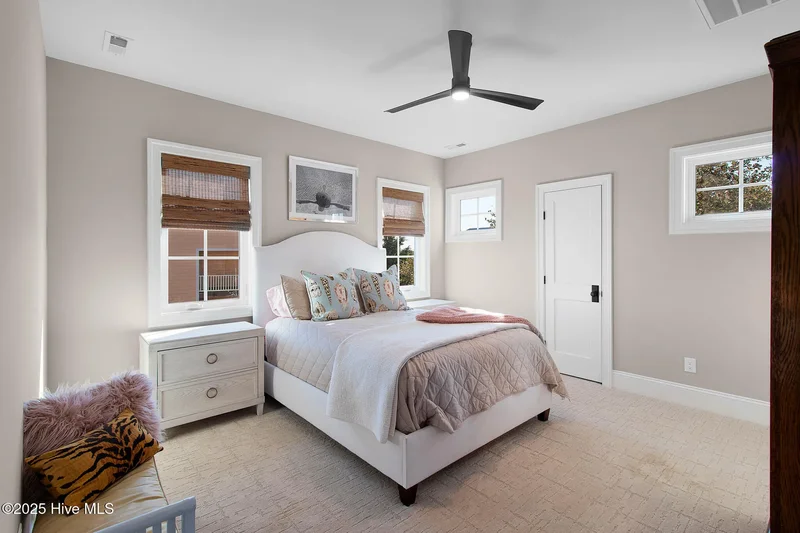112 Windjammer S, Emerald Isle, NC 28594, Emerald Isle, North Carolina, United States. - Photo 22