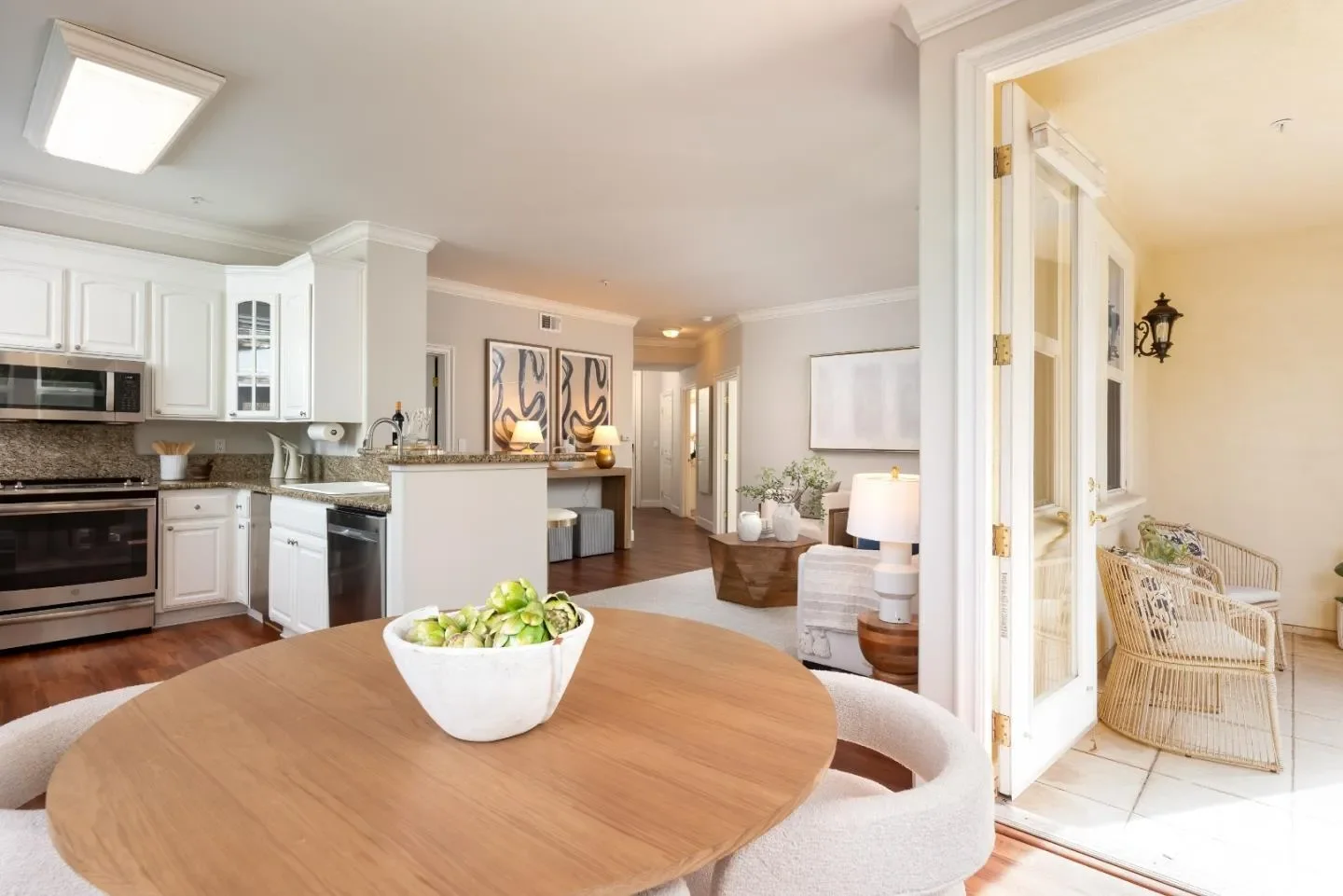 1237 Capuchino Avenue, Burlingame, California, United States. - Photo 24