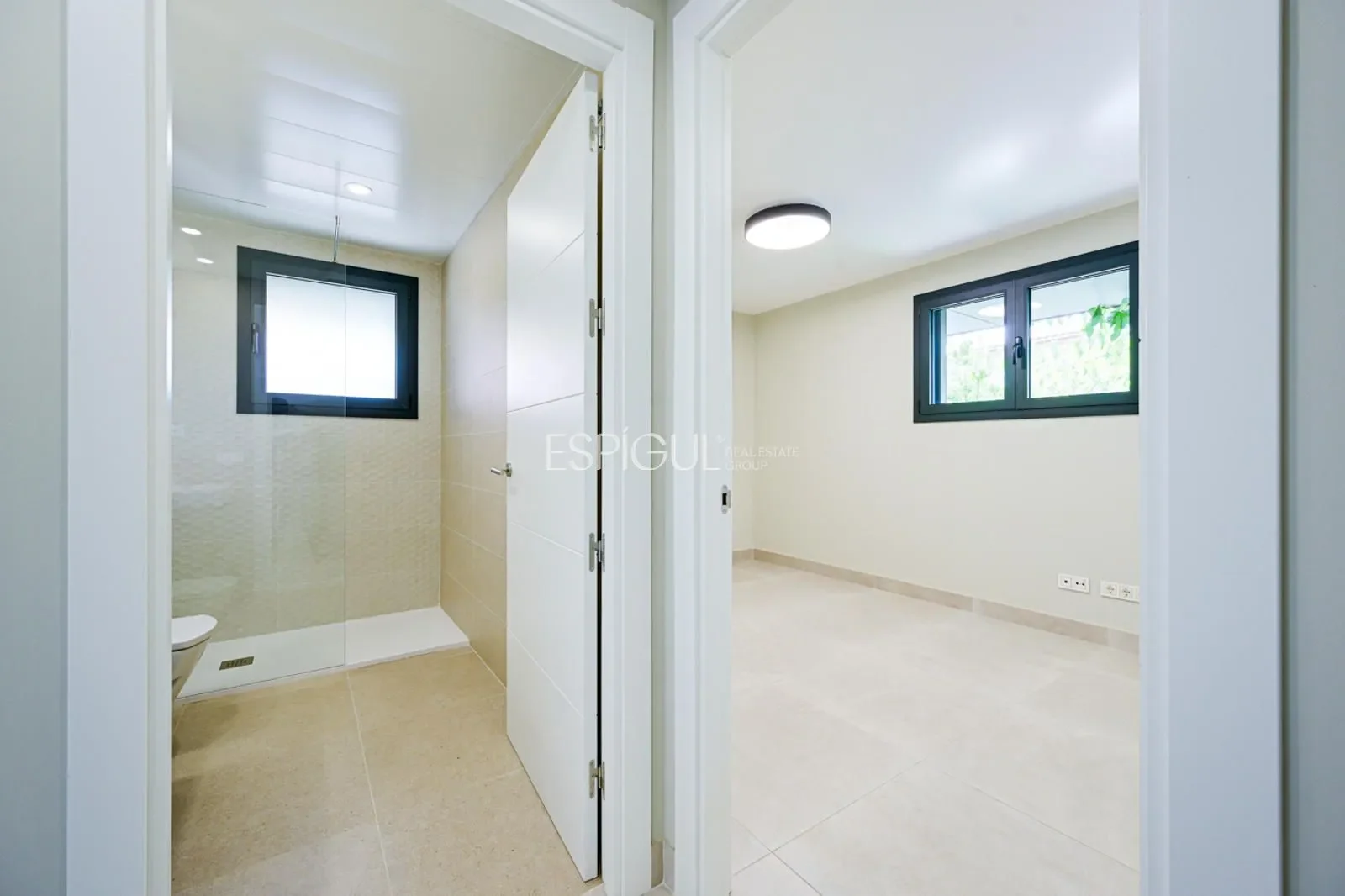 Gallery photo 2