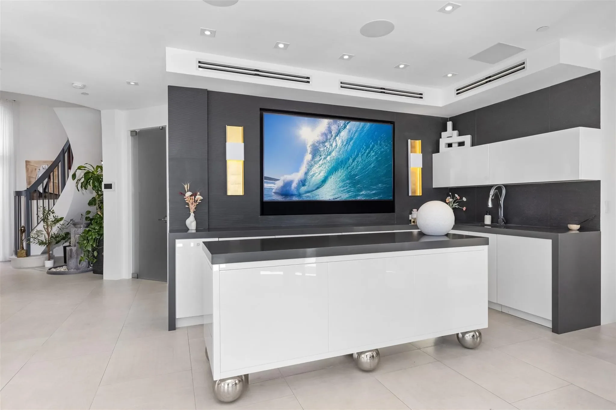 2140 N Ocean Blvd #V, Wilton Manors, Florida, United States. - Photo 23