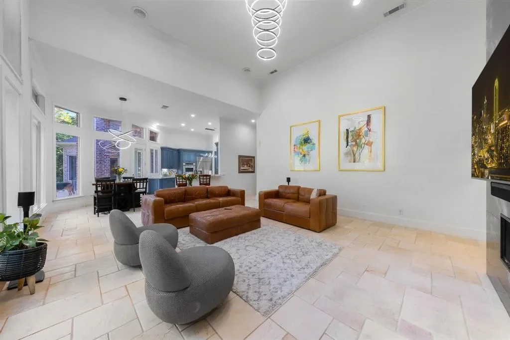 3205 High Point Drive, Lewisville, Texas, United States. - Photo 7
