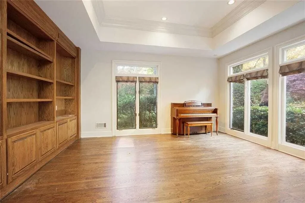 Gallery photo 5