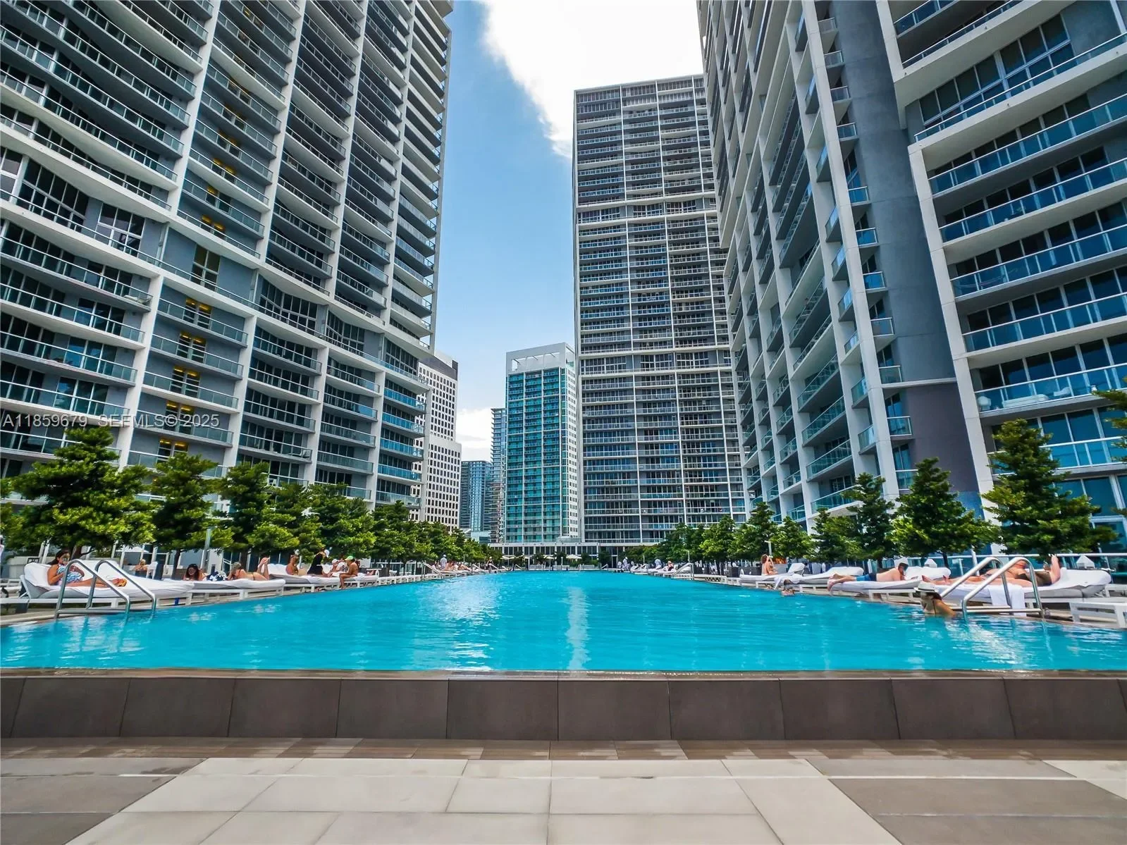 485 Brickell Ave 2210, Miami, Florida, United States. - Photo 23