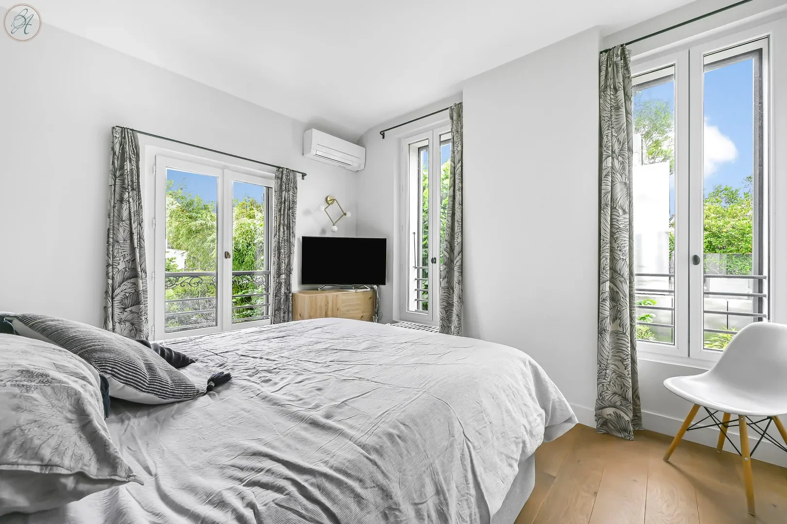 Boulogne-Billancourt, Île-de-France, France. - Photo 19