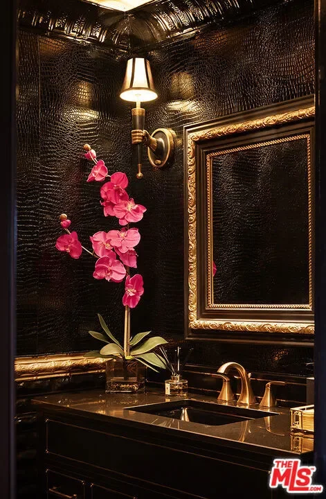 960 N Doheny Drive 306, West Hollywood, California, United States. - Photo 12