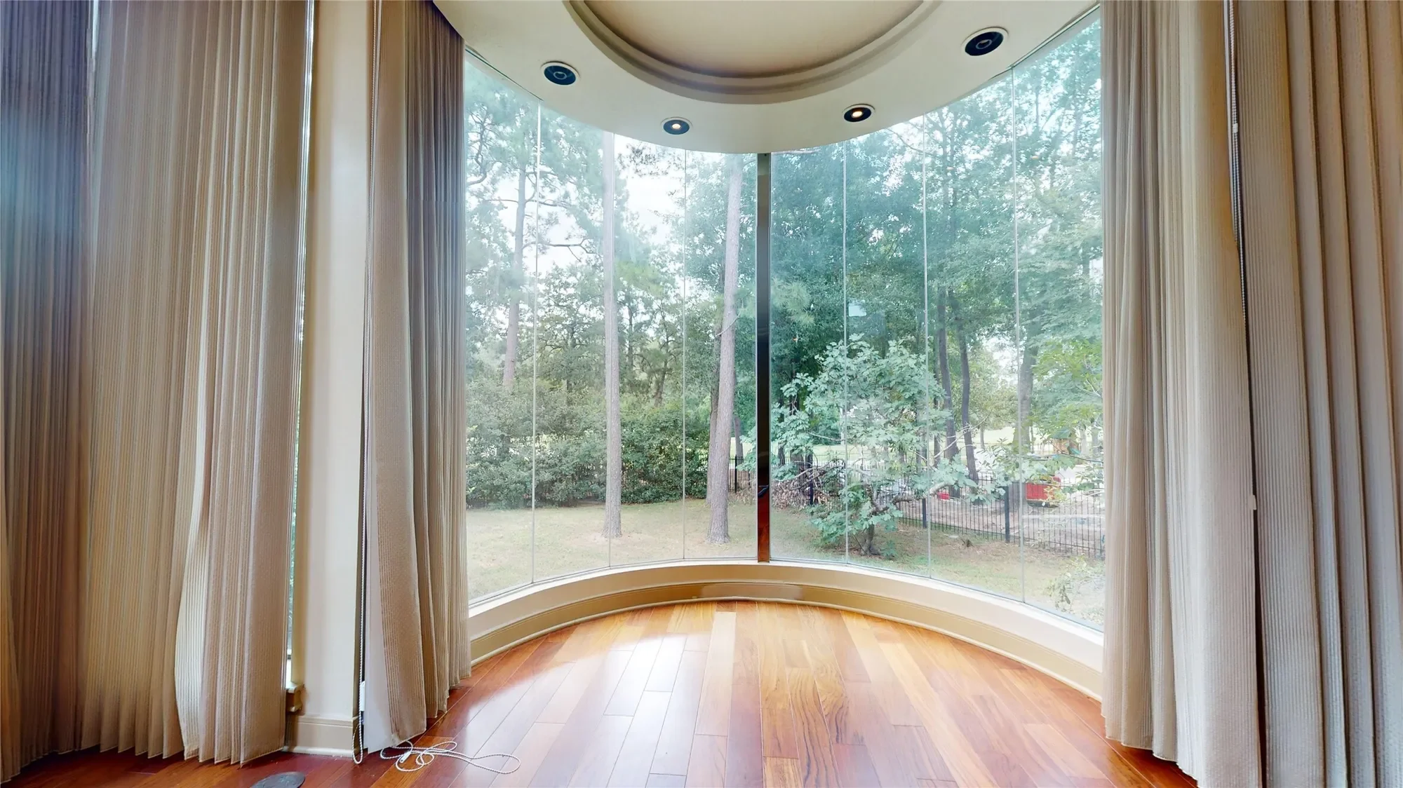 24 Autumn Crescent, The Woodlands, TX 77381, The Woodlands, Texas, United States. - Photo 14