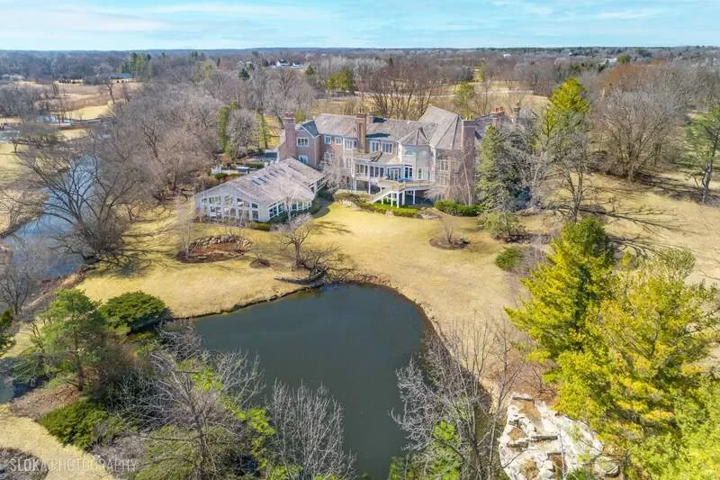 560 Oak Knoll Road, Barrington Hills, IL, 60010, USA, Barrington Hills, Illinois, United States. - Photo 33