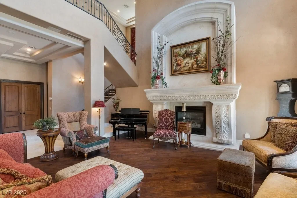 9717 Winter Palace Drive, Las Vegas, Nevada, United States. - Photo 13