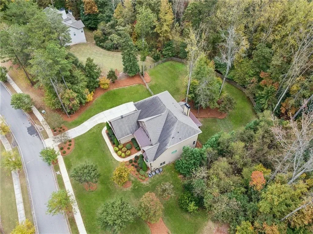 16140 Grand Litchfield Drive, Roswell, Georgia, United States. - Photo 77