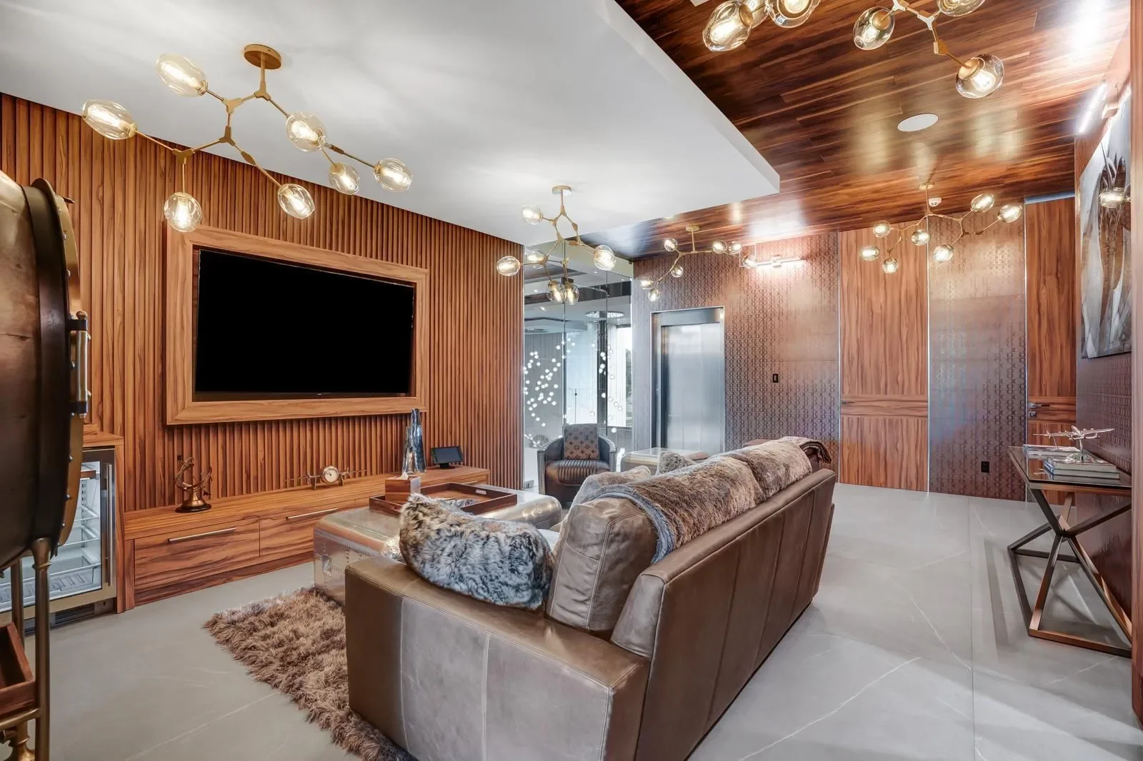 671 Middle River Dr, Fort Lauderdale, Florida, United States. - Photo 61