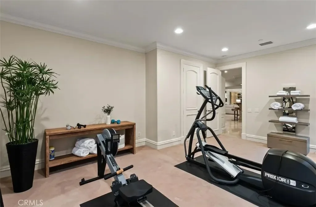 11 Shoreview, Newport Beach, California, United States. - Photo 1