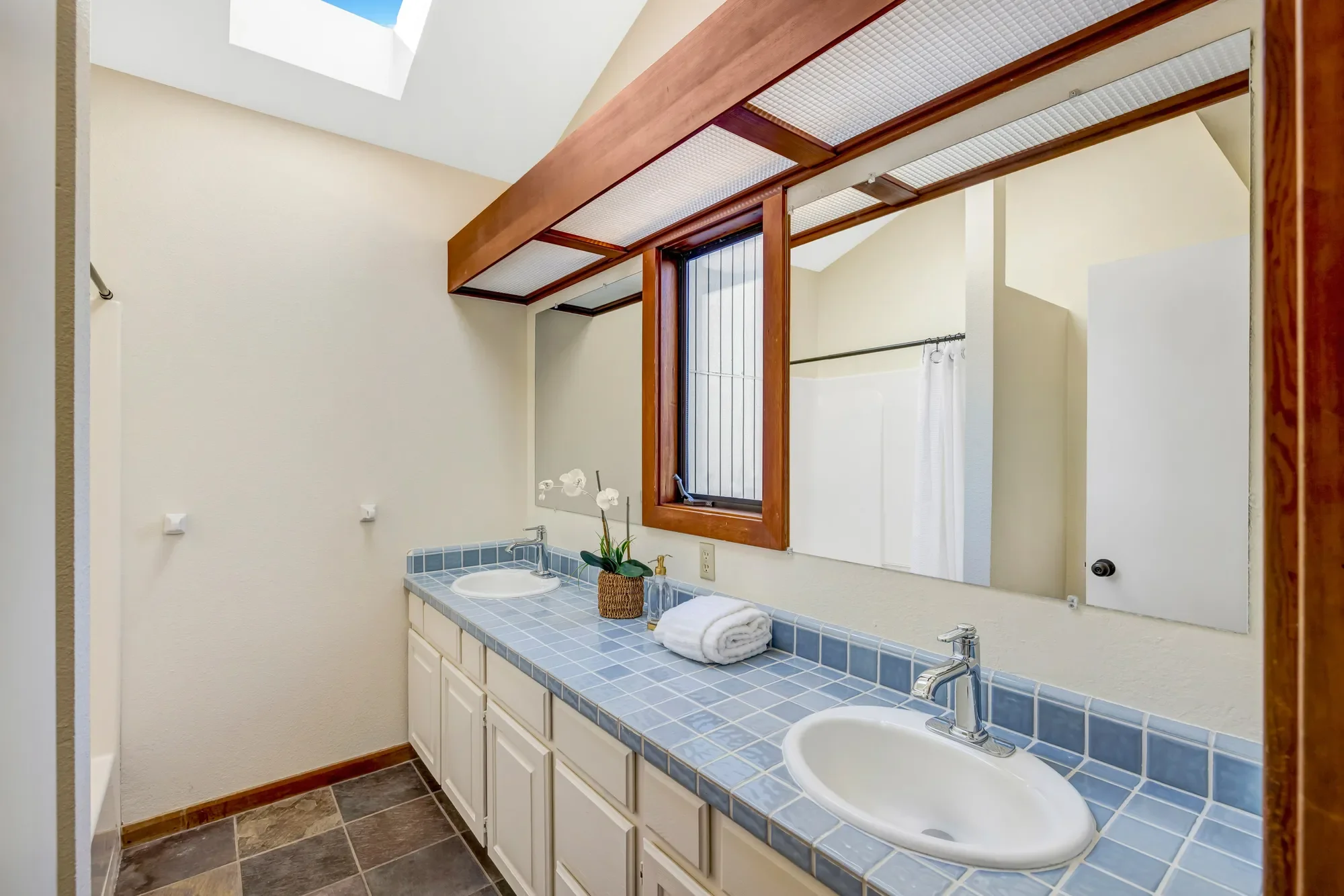 1107 Austin Avenue, Pacific Grove, CA 93950, Pacific Grove, California, United States. - Photo 35
