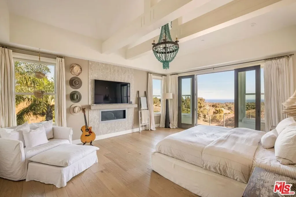 6271 Zuma Mesa Drive, Malibu, California, United States. - Photo 4