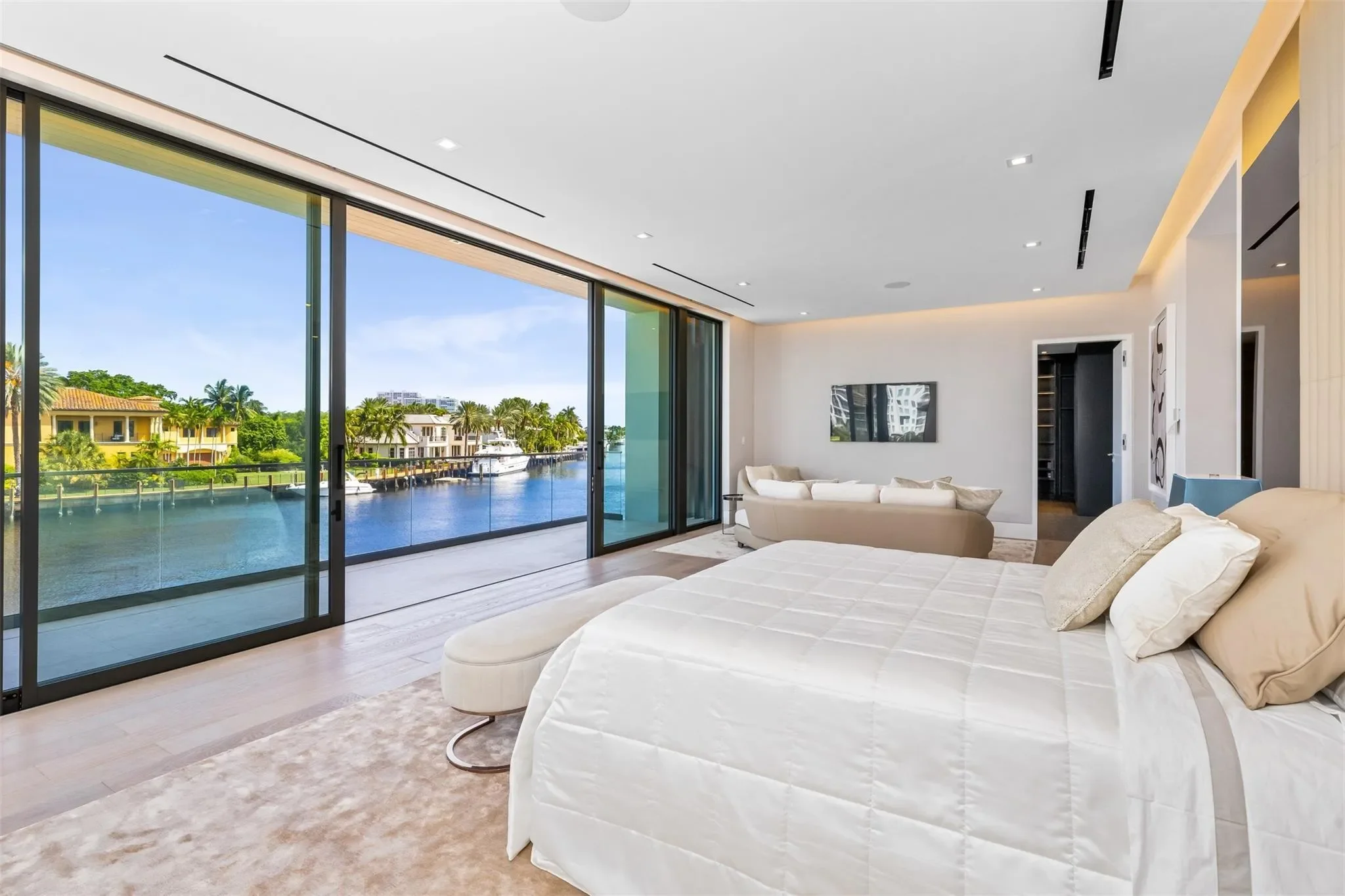 68 Isla Bahia Drive, Fort Lauderdale, Florida, United States. - Photo 31