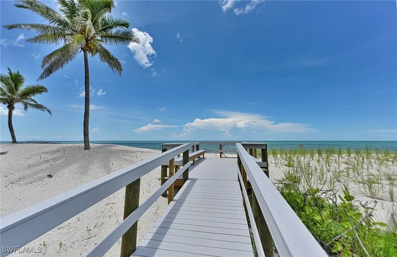 175 Barefoot Circle, Bonita Springs, Florida, United States. - Photo 13