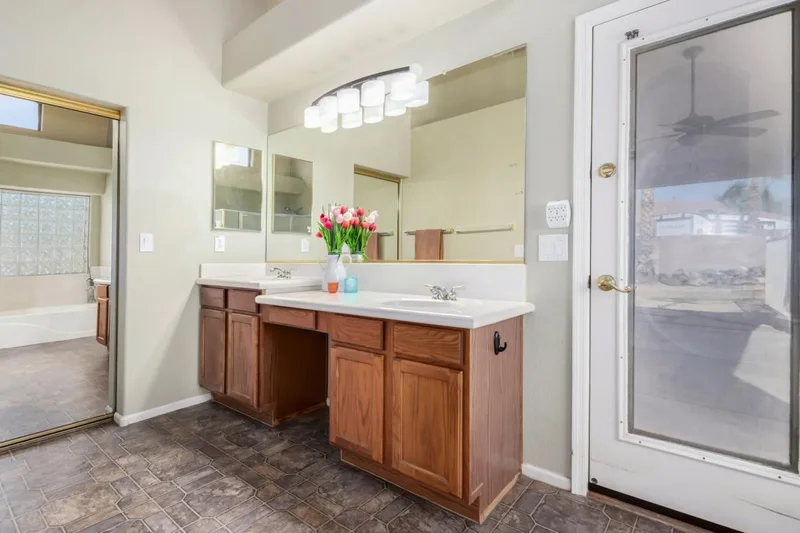 9521 W RUTH AVENUE, Peoria, Arizona, United States. - Photo 4