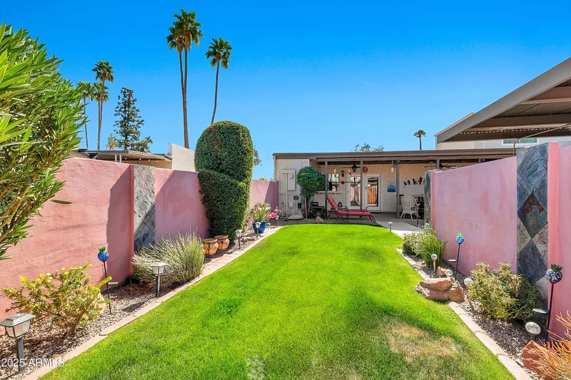 8230 E Valley Vista Drive, Scottsdale, AZ 85250, Scottsdale, Arizona, United States. - Photo 27