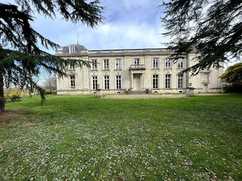 Mûrs-Erigné, Pays de la Loire, France. - Photo 3