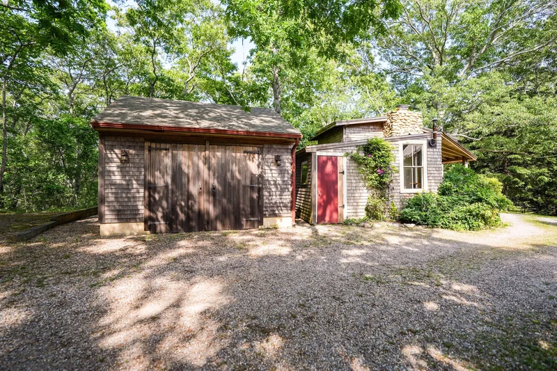 157 Ben Chase Road, West Tisbury, MA 02575, Oak Bluffs, Massachusetts, United States. - Photo 46