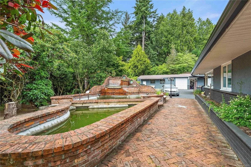 5957 Sooke Rd, Sooke, British Columbia, Canada. - Photo 22