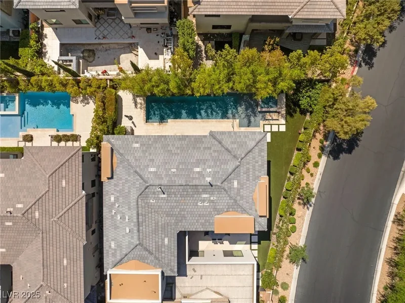 15 Gemstar Lane, Las Vegas, Nevada, United States. - Photo 46
