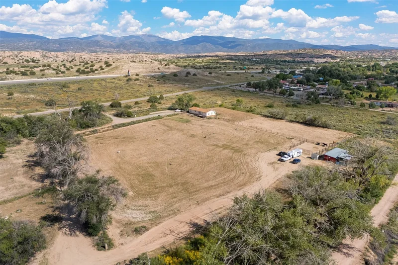 28 Sunlight View, Santa Fe, NM 87506, Santa Fe, New Mexico, United States. - Photo 24