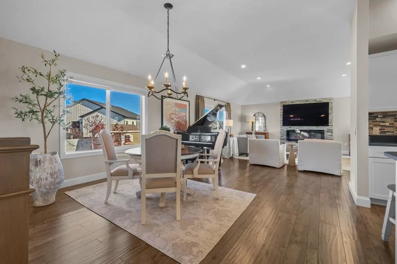 1605 Valley Bluffs Drive SE, Minot, ND 58701, Minot, North Dakota, United States. - Photo 21