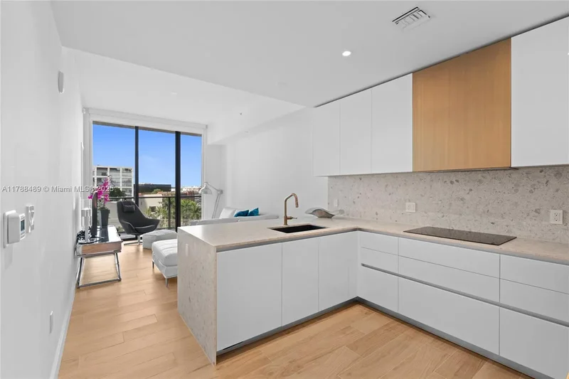 2678 Tigertail Ave 615, Miami, Florida, United States. - Photo 21