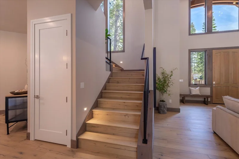 9195 Tarn Circle, Truckee, California, United States. - Photo 25