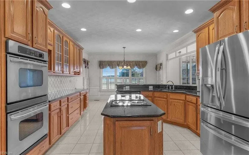 1621 Water View Circle, Chesapeake, Virginia, United States. - Photo 11