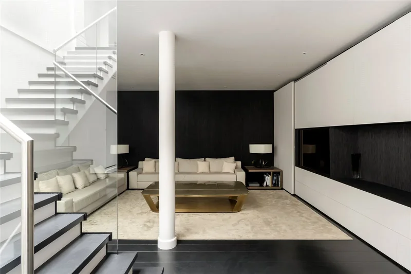 Addison Avenue, London, London, England, United Kingdom. - Photo 10