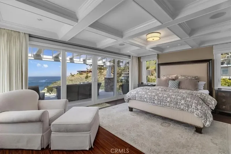 133 Upper Terrace Road, Avalon, California, United States. - Photo 24