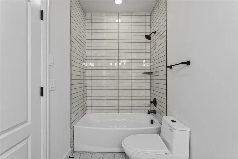 1115 Wilson Pike, Nashville, Tennessee, United States. - Photo 47