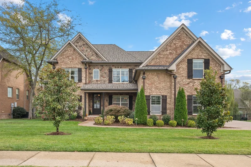 2074 Autumn Ridge Way, Spring Hill, Tennessee, United States. - Photo 2