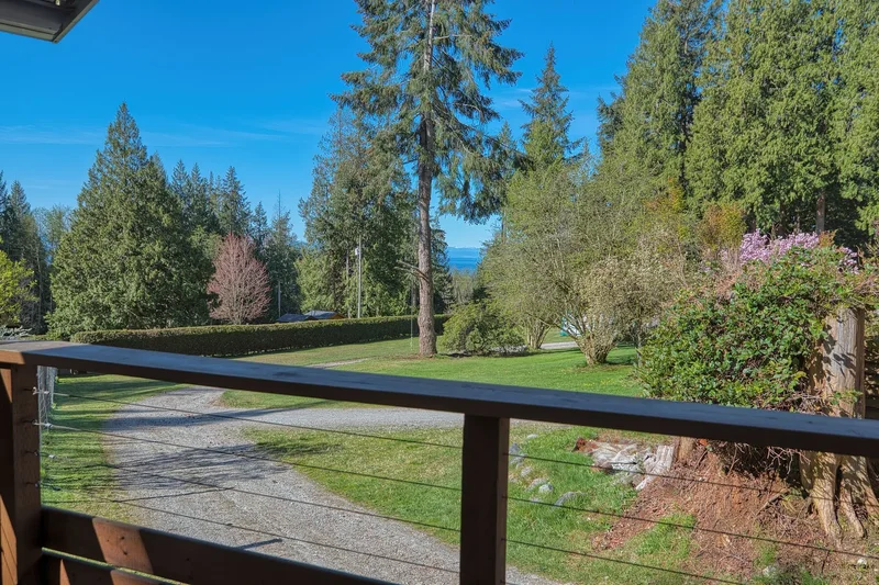 1106 A & B Gladwin Trail Road, Roberts Creek, BC V0N 2W4, Roberts Creek, British Columbia, Canada. - Photo 29