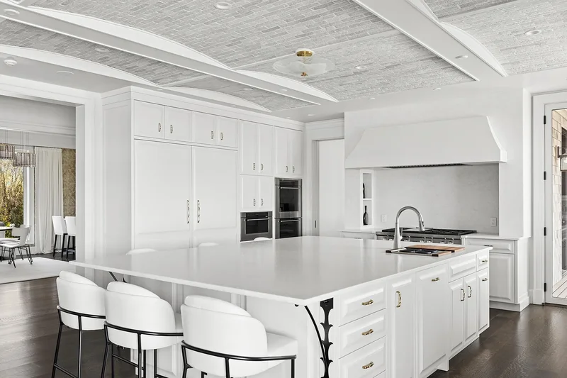 34 Westbridge Rd, Westhampton Beach, New York, United States. - Photo 33