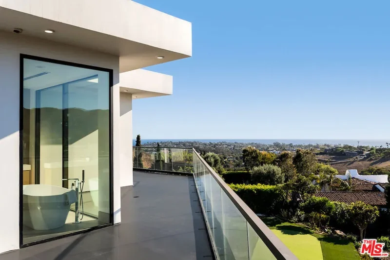 5931 Kanan Dume Road, Malibu, California, United States. - Photo 30