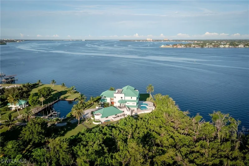 14040 Schultz Rd, Fort Myers, Florida, United States. - Photo 33