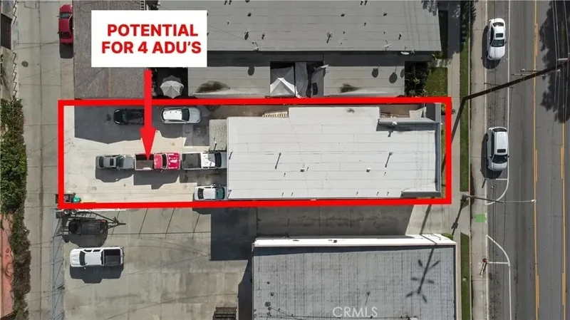 6552 Orange, Signal Hill, California, United States. - Photo 5